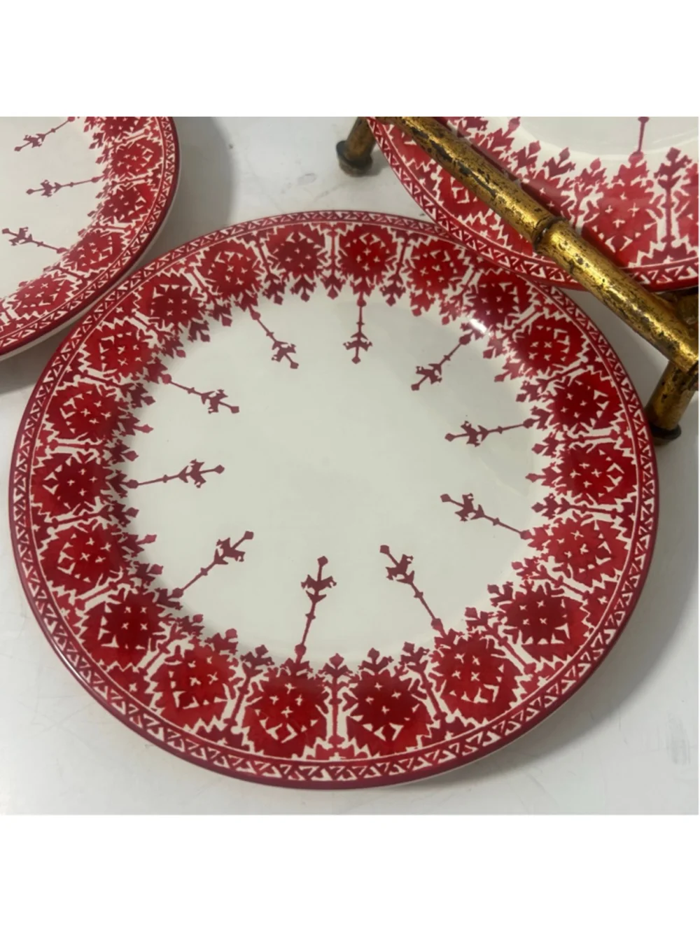 Pottery Barn Tahoe Red & White Dinnerware Set of 4 Geometric Made in Italy 8.25